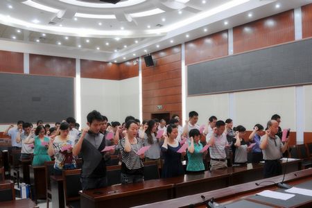 �������ս�����̳- ��Ȩ���Ĳ��˵�����