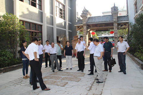 �������ս�����̳- ��Ȩ���Ĳ��˵�����