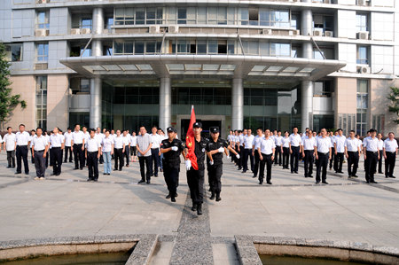 �������ս�����̳- ��Ȩ���Ĳ��˵�����