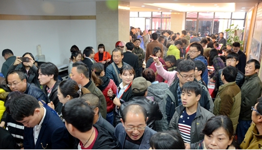 �������ս�����̳- ��Ȩ���Ĳ��˵�����