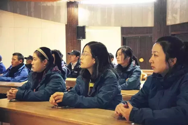 �������ս�����̳- ��Ȩ���Ĳ��˵�����