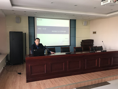 IMG_5868_.jpg IMG_5868_.jpg