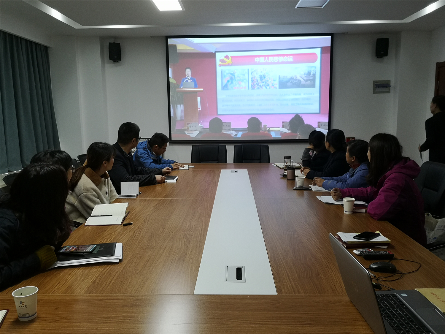 72a7d531b92f75c9a1d3112d3db6a95_.jpg 72a7d531b92f75c9a1d3112d3db6a95_.jpg