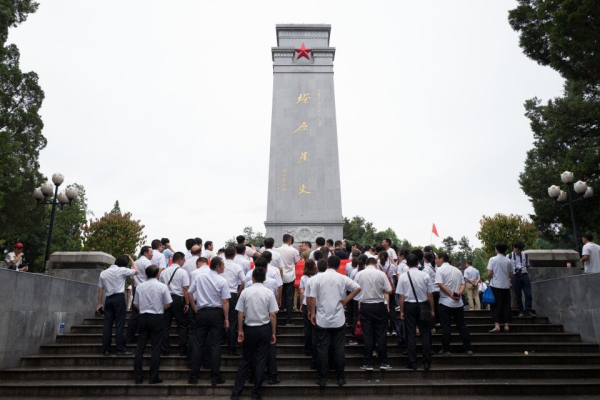 �������ս�����̳- ��Ȩ���Ĳ��˵�����