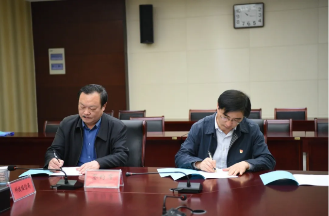 �������ս�����̳- ��Ȩ���Ĳ��˵�����