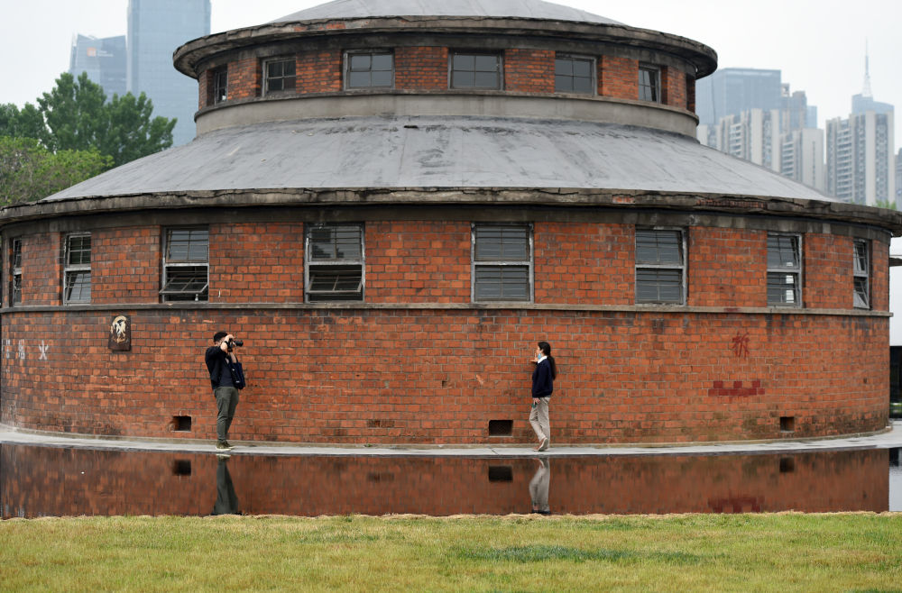 �������ս�����̳- ��Ȩ���Ĳ��˵�����