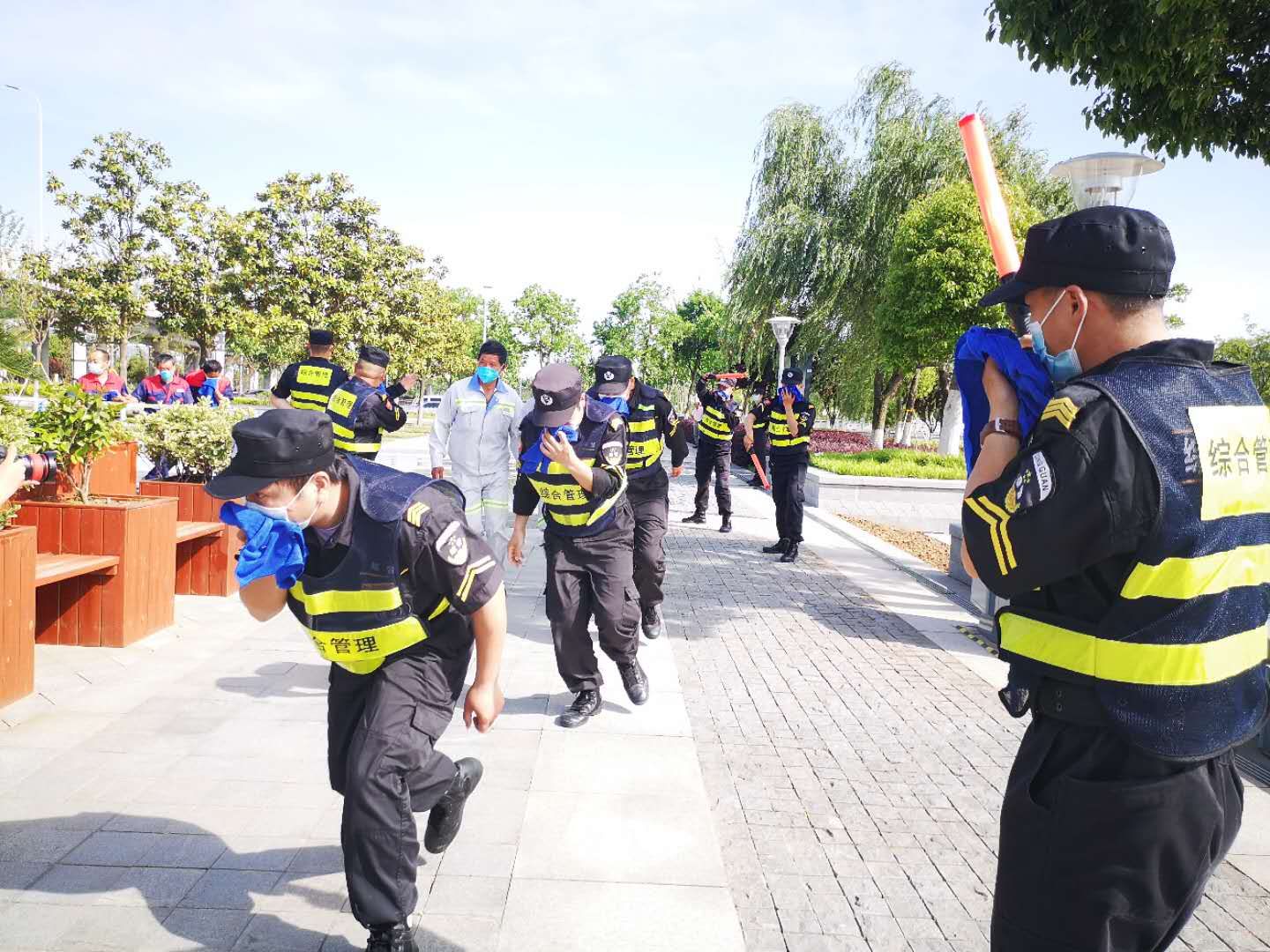 �������ս�����̳- ��Ȩ���Ĳ��˵�����