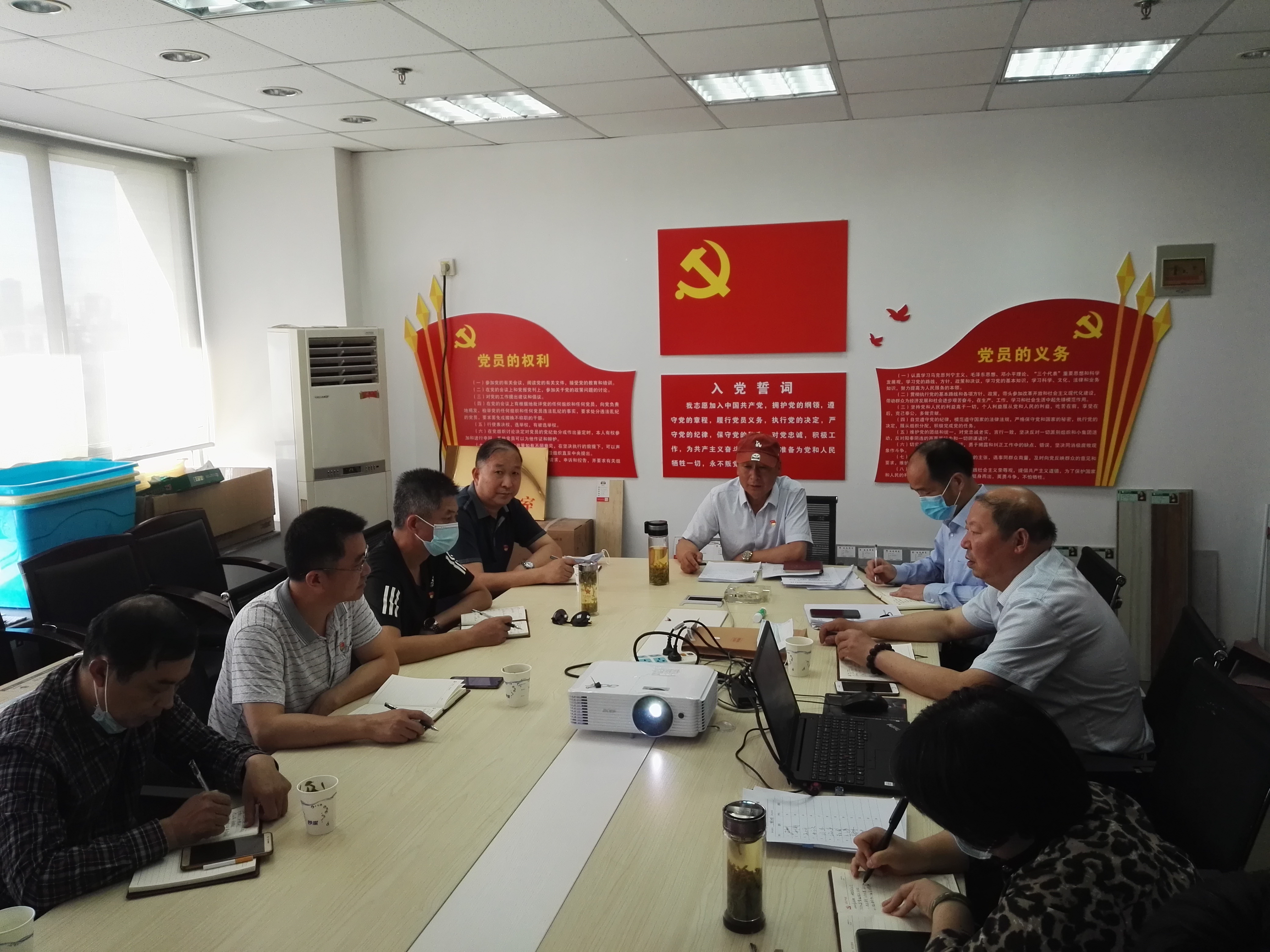 �������ս�����̳- ��Ȩ���Ĳ��˵�����