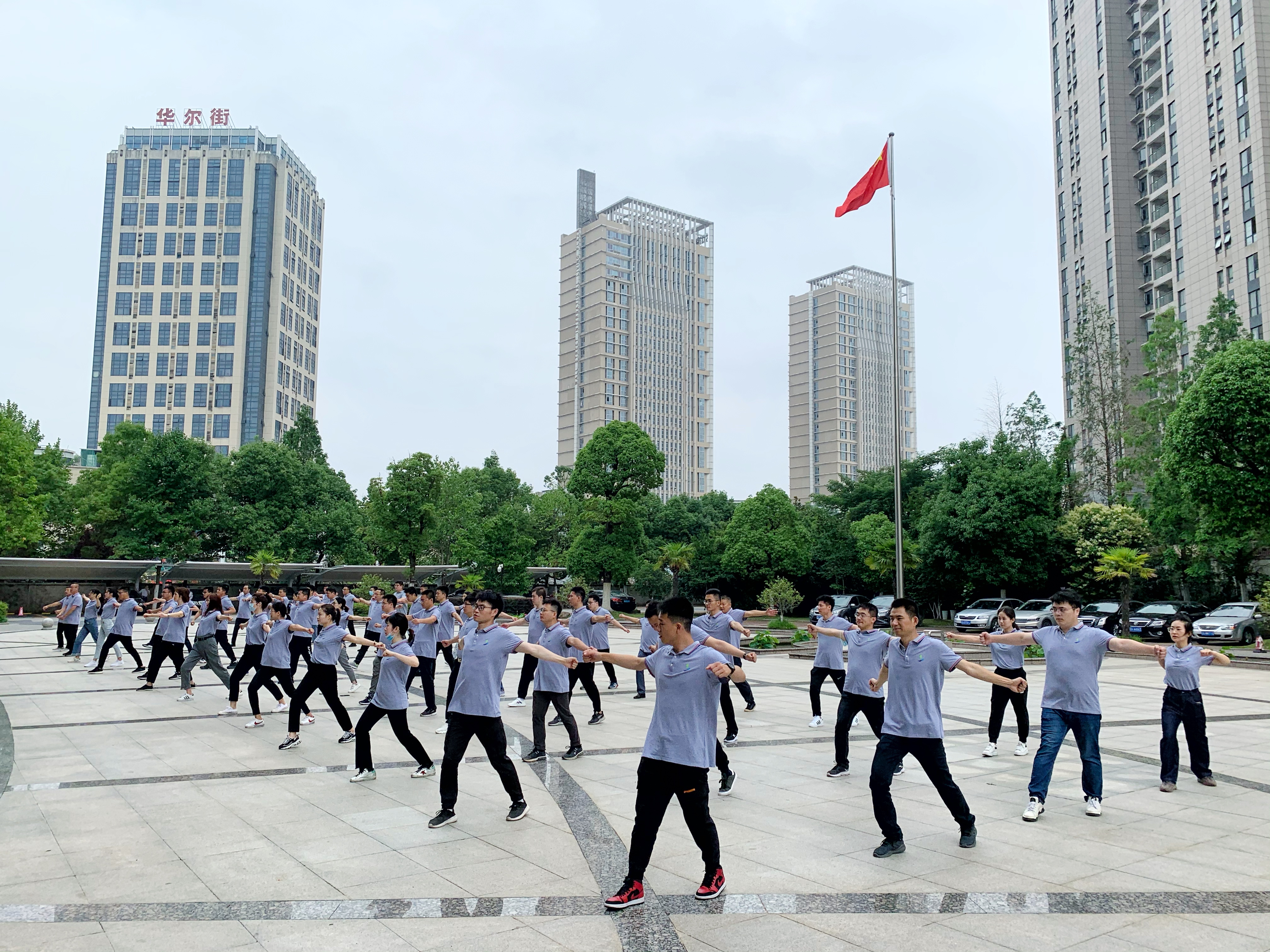 �������ս�����̳- ��Ȩ���Ĳ��˵�����