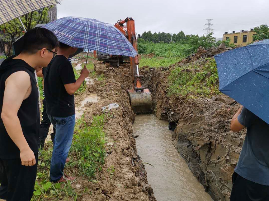 �������ս�����̳- ��Ȩ���Ĳ��˵�����