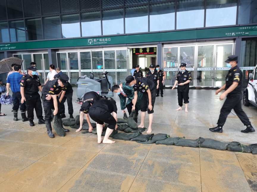 �������ս�����̳- ��Ȩ���Ĳ��˵�����