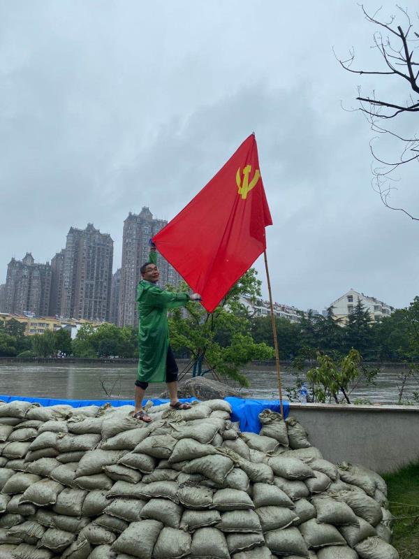 �������ս�����̳- ��Ȩ���Ĳ��˵�����