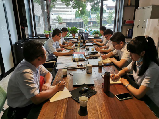 �������ս�����̳- ��Ȩ���Ĳ��˵�����