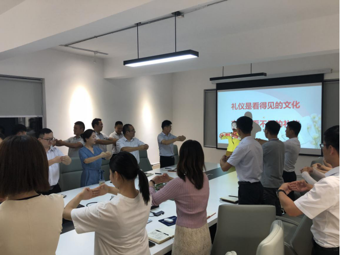 �������ս�����̳- ��Ȩ���Ĳ��˵�����