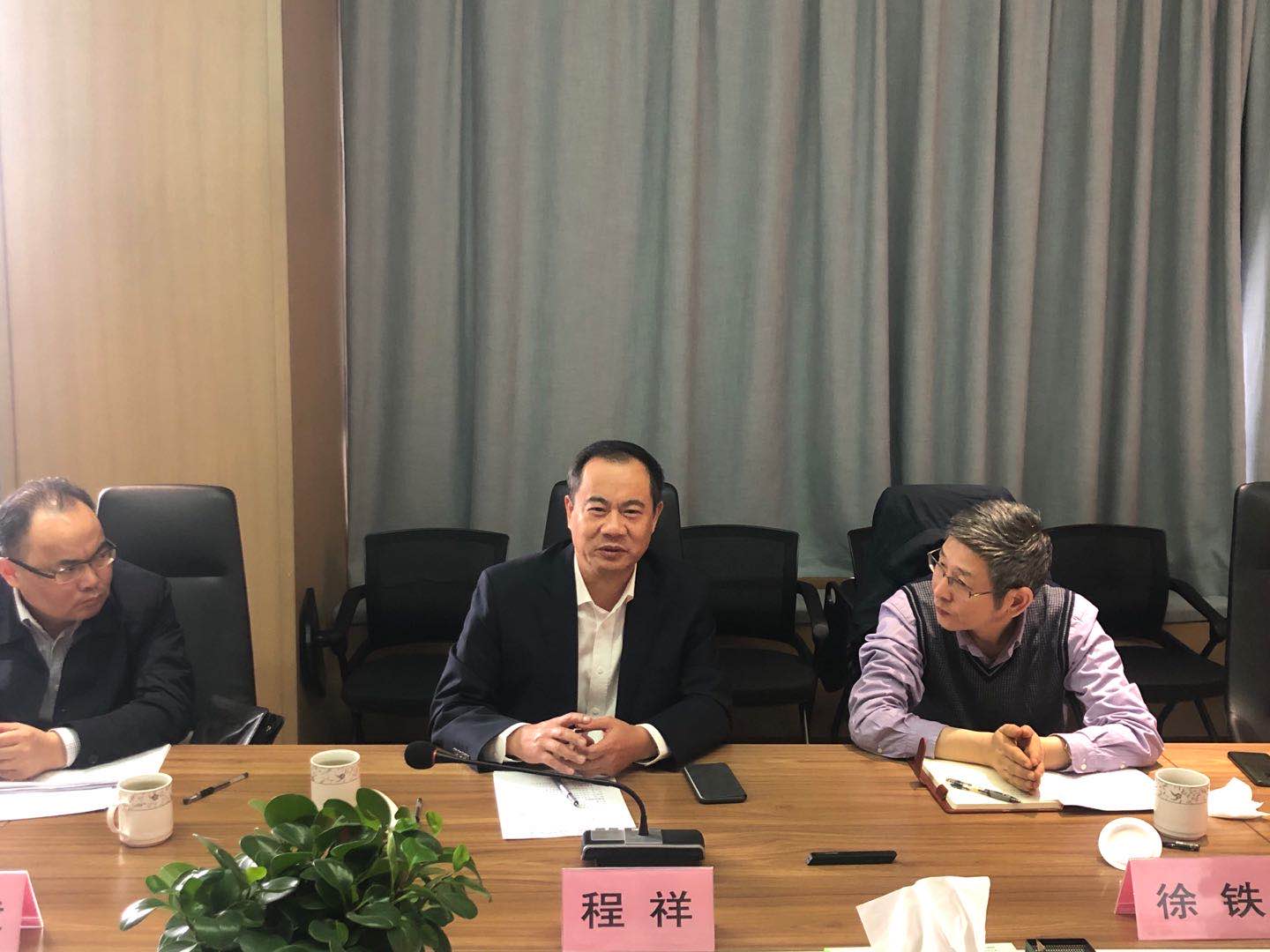 �������ս�����̳- ��Ȩ���Ĳ��˵�����