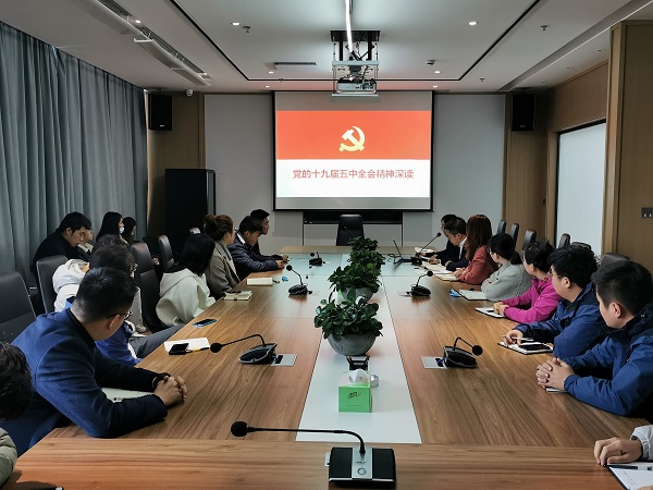 �������ս�����̳- ��Ȩ���Ĳ��˵�����