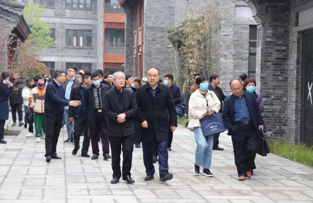 �������ս�����̳- ��Ȩ���Ĳ��˵�����