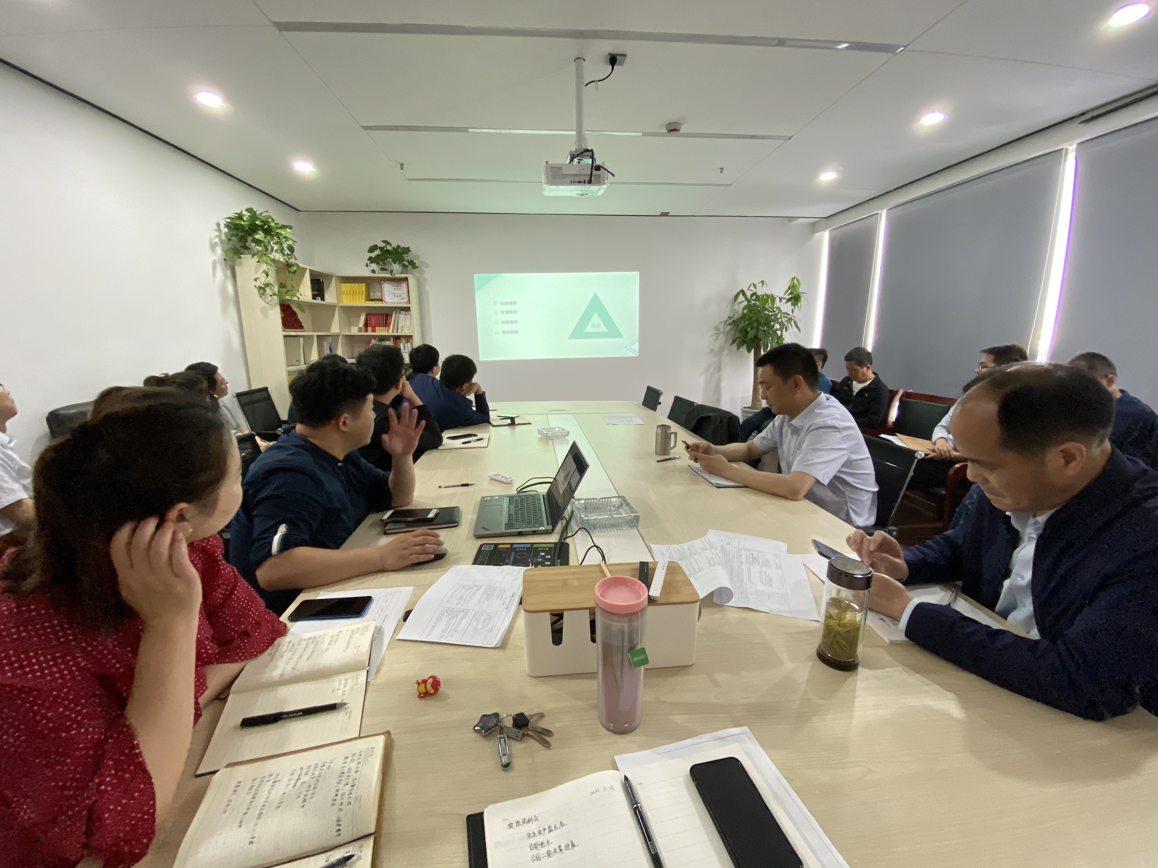 �������ս�����̳- ��Ȩ���Ĳ��˵�����