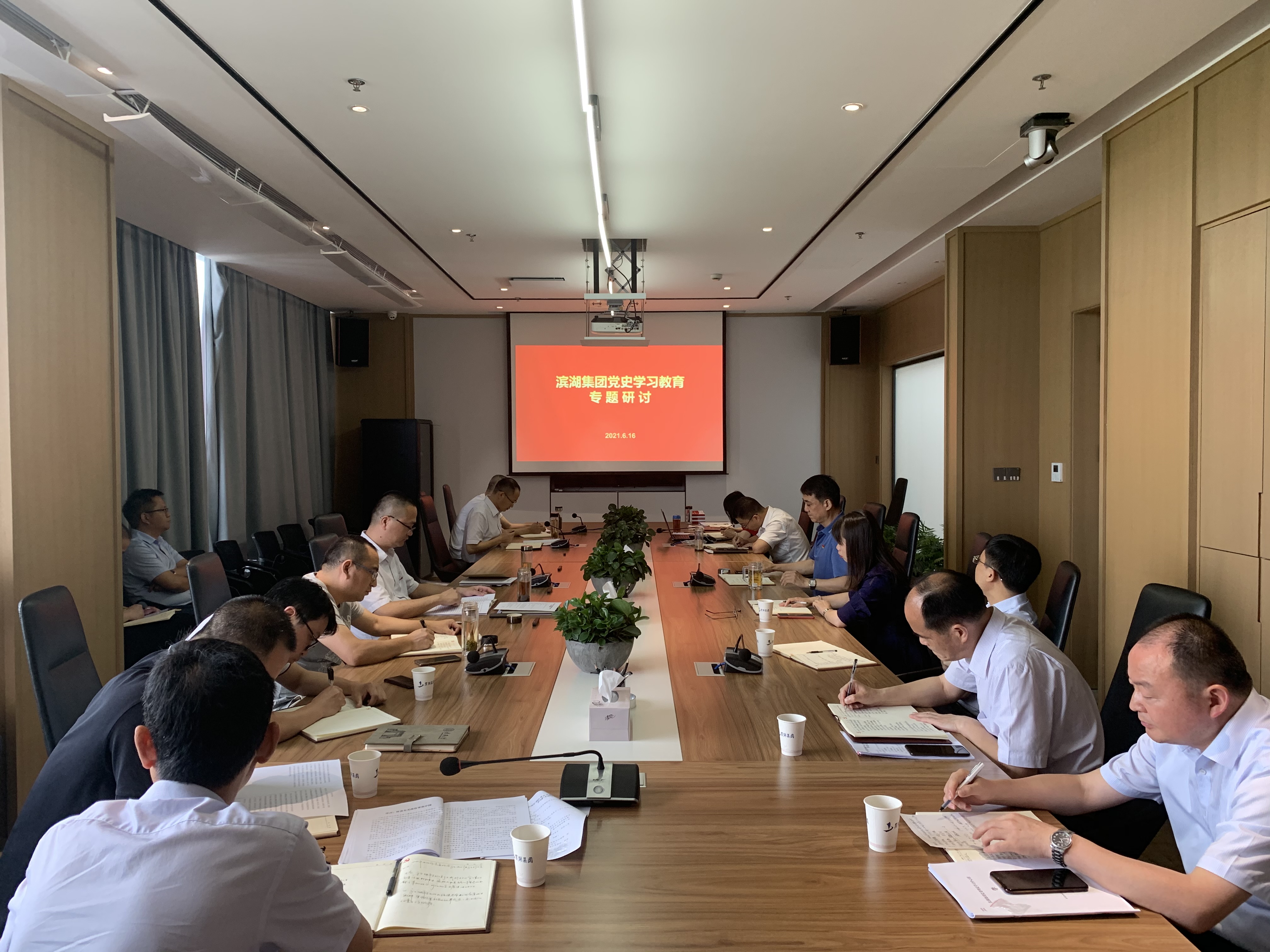 �������ս�����̳- ��Ȩ���Ĳ��˵�����