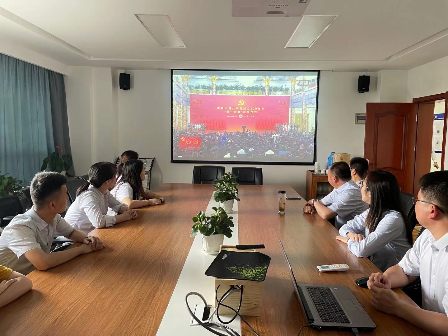 �������ս�����̳- ��Ȩ���Ĳ��˵�����