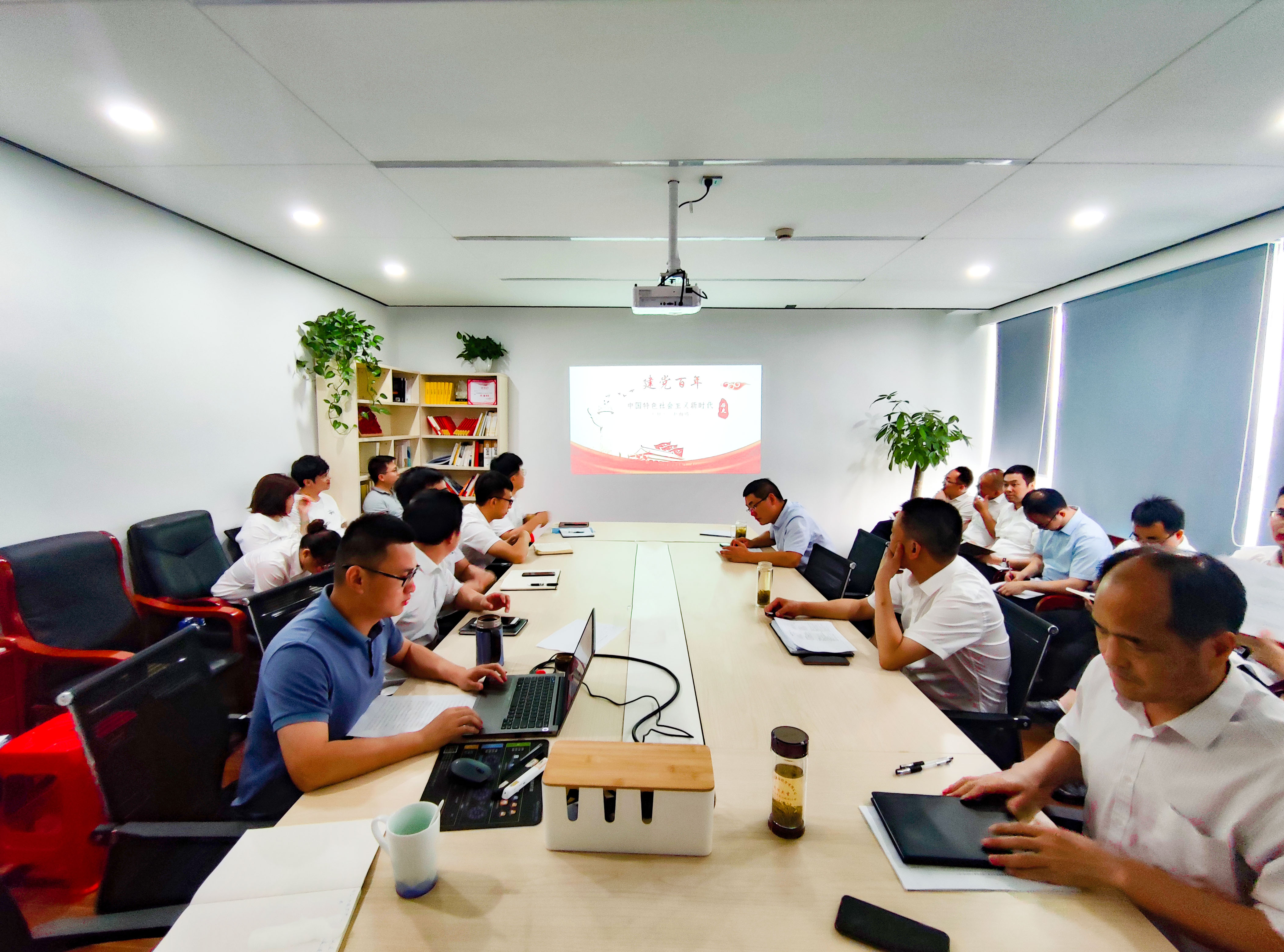 �������ս�����̳- ��Ȩ���Ĳ��˵�����