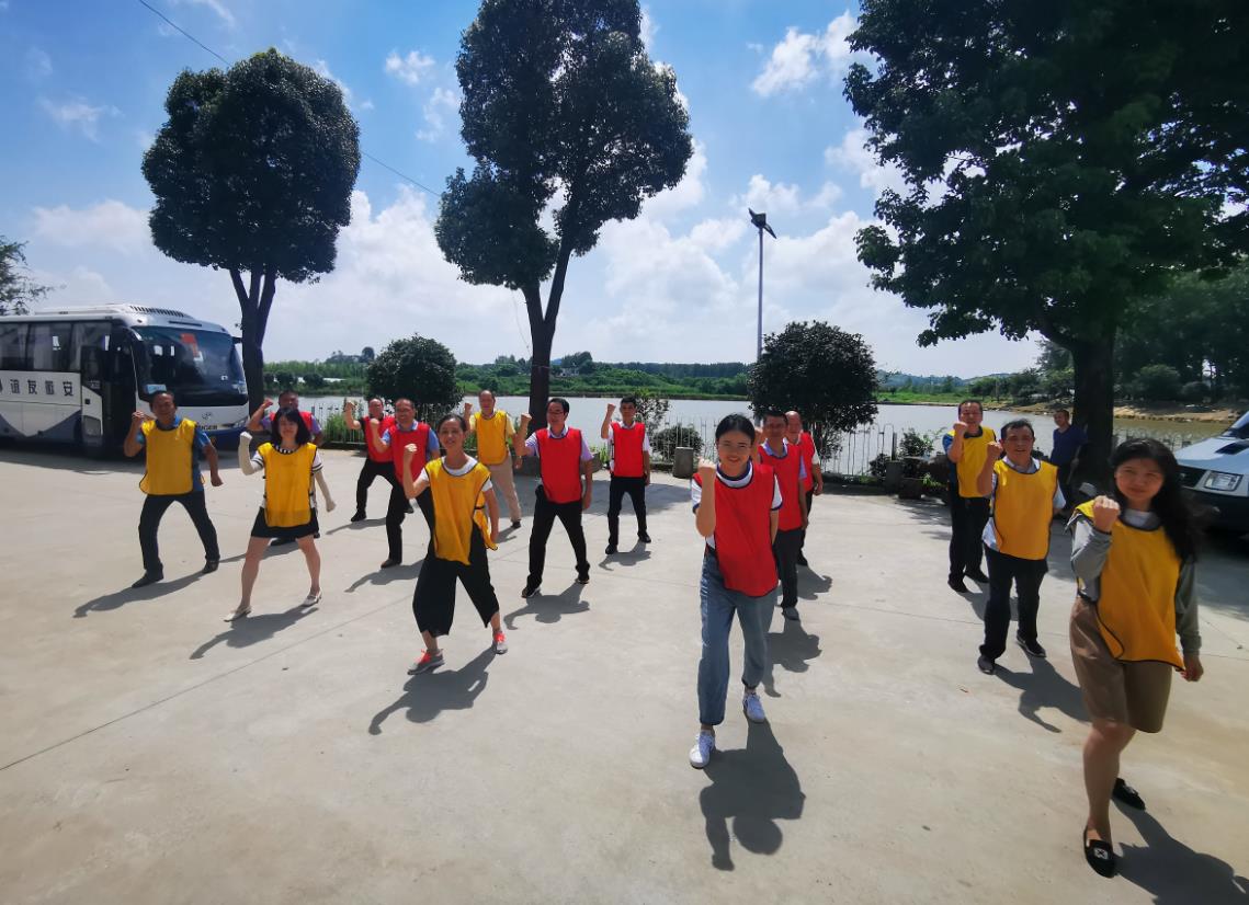 �������ս�����̳- ��Ȩ���Ĳ��˵�����