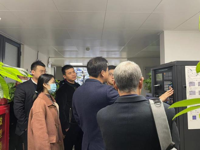 �������ս�����̳- ��Ȩ���Ĳ��˵�����