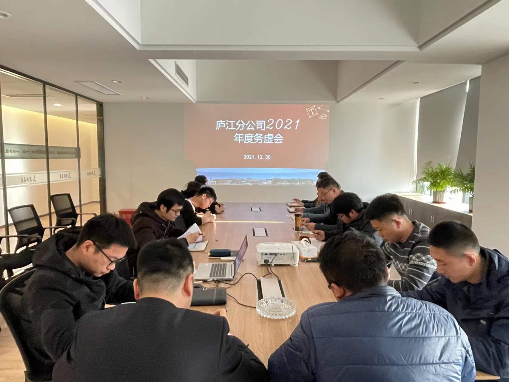 �������ս�����̳- ��Ȩ���Ĳ��˵�����