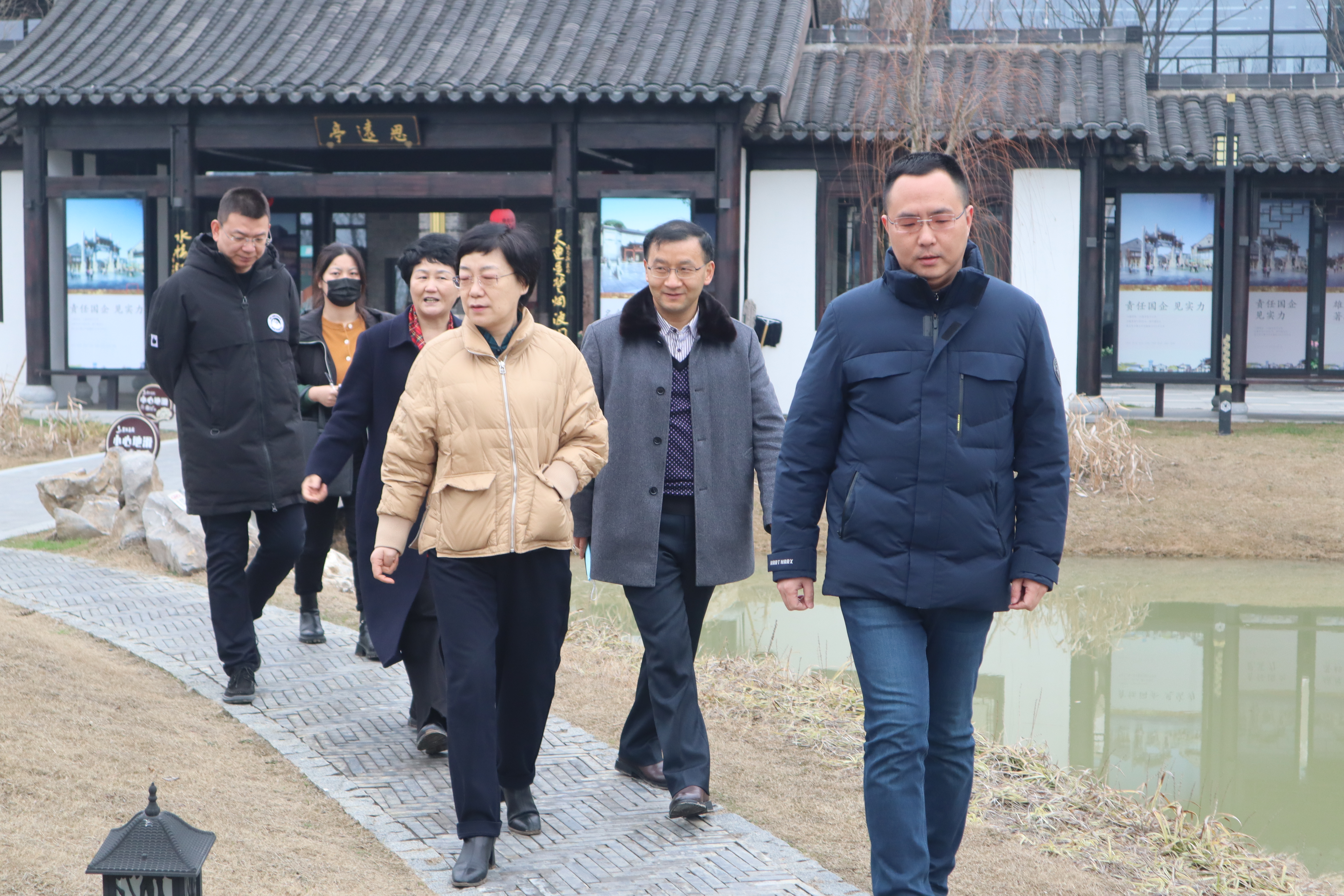 �������ս�����̳- ��Ȩ���Ĳ��˵�����