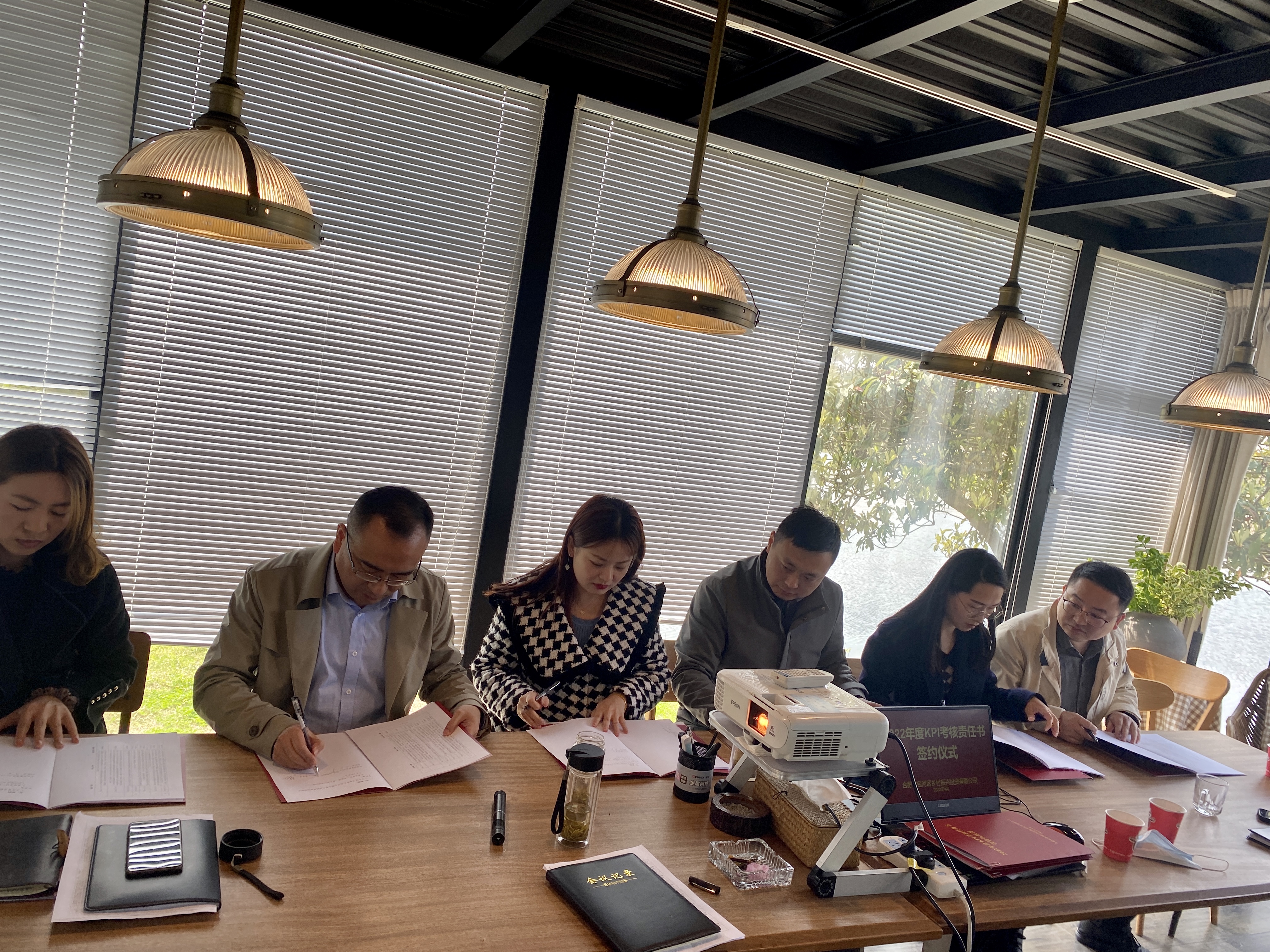 �������ս�����̳- ��Ȩ���Ĳ��˵�����