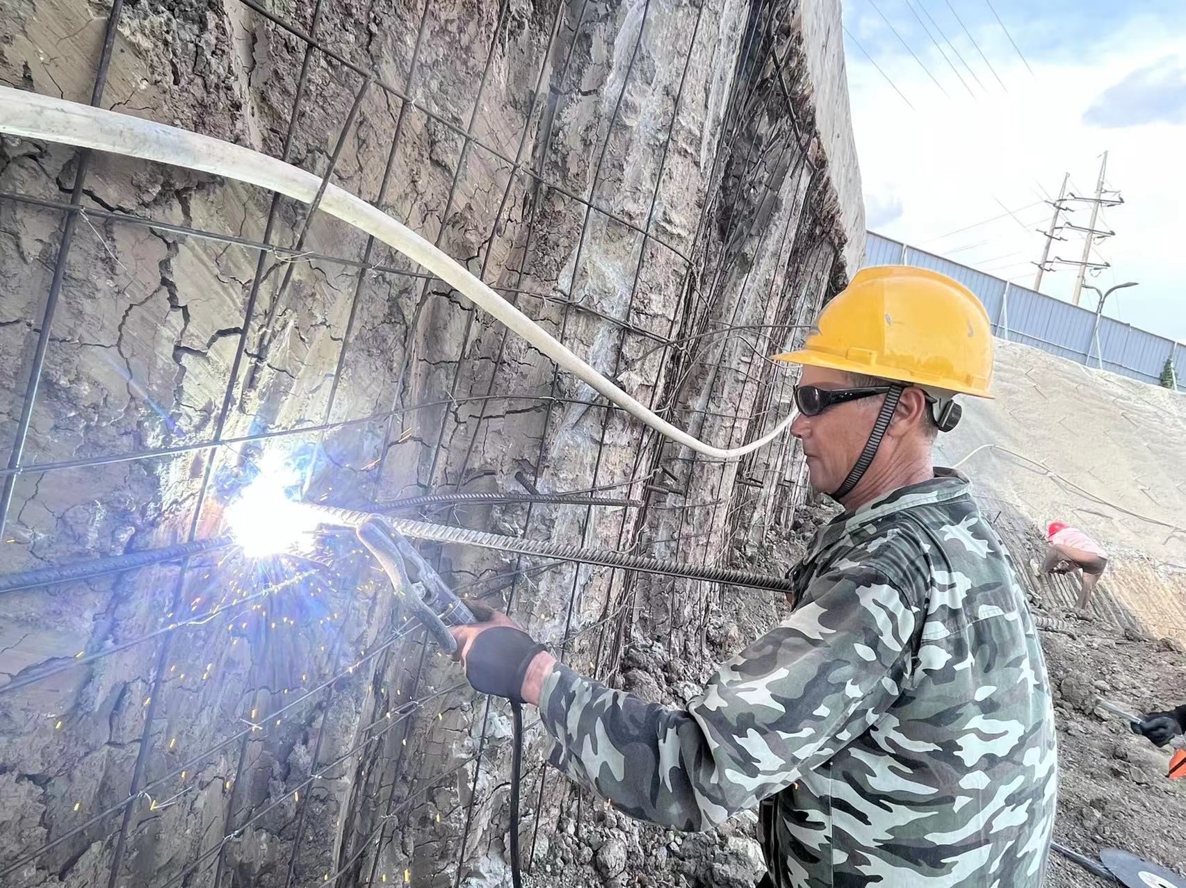 �������ս�����̳- ��Ȩ���Ĳ��˵�����