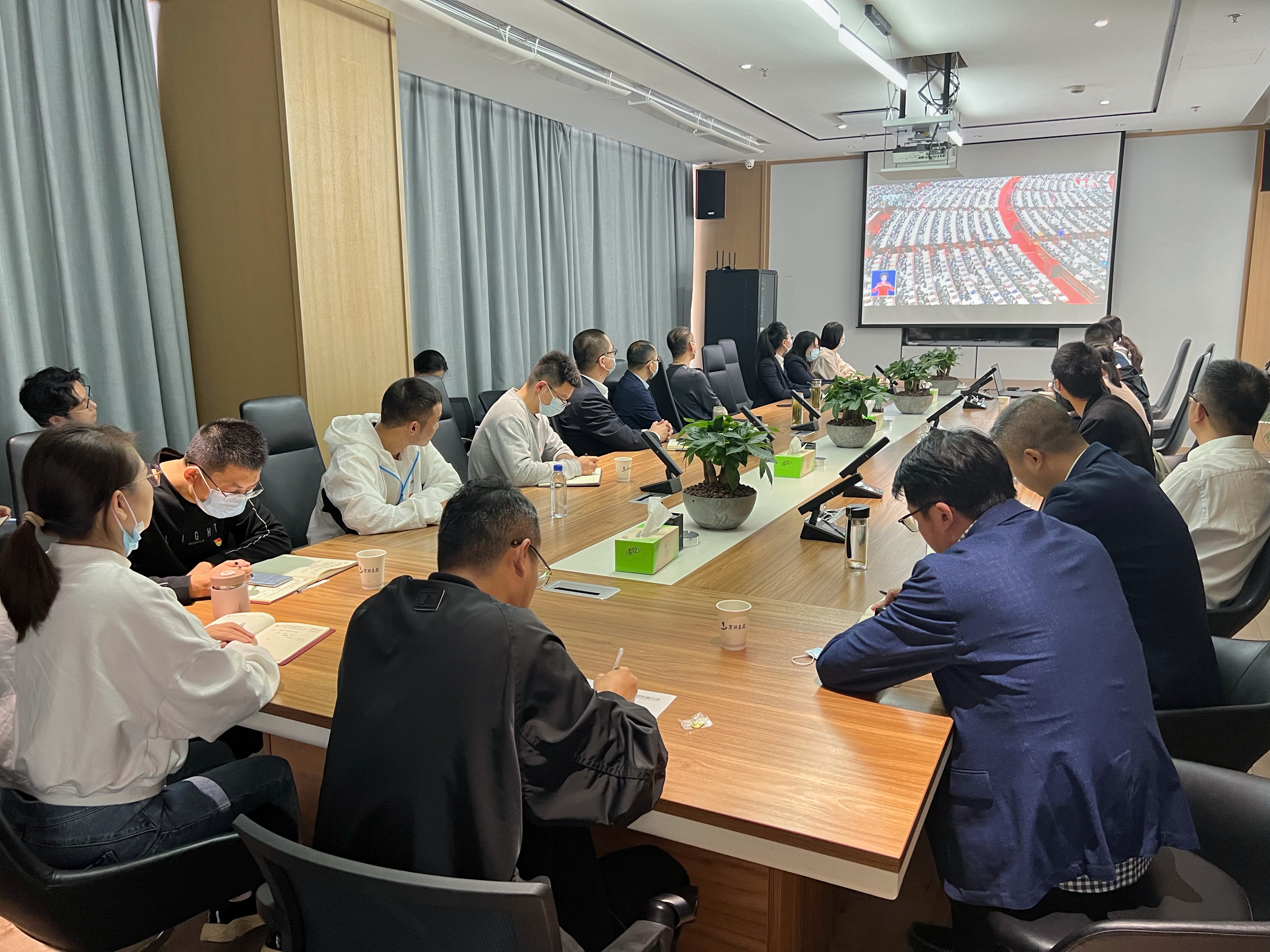 �������ս�����̳- ��Ȩ���Ĳ��˵�����