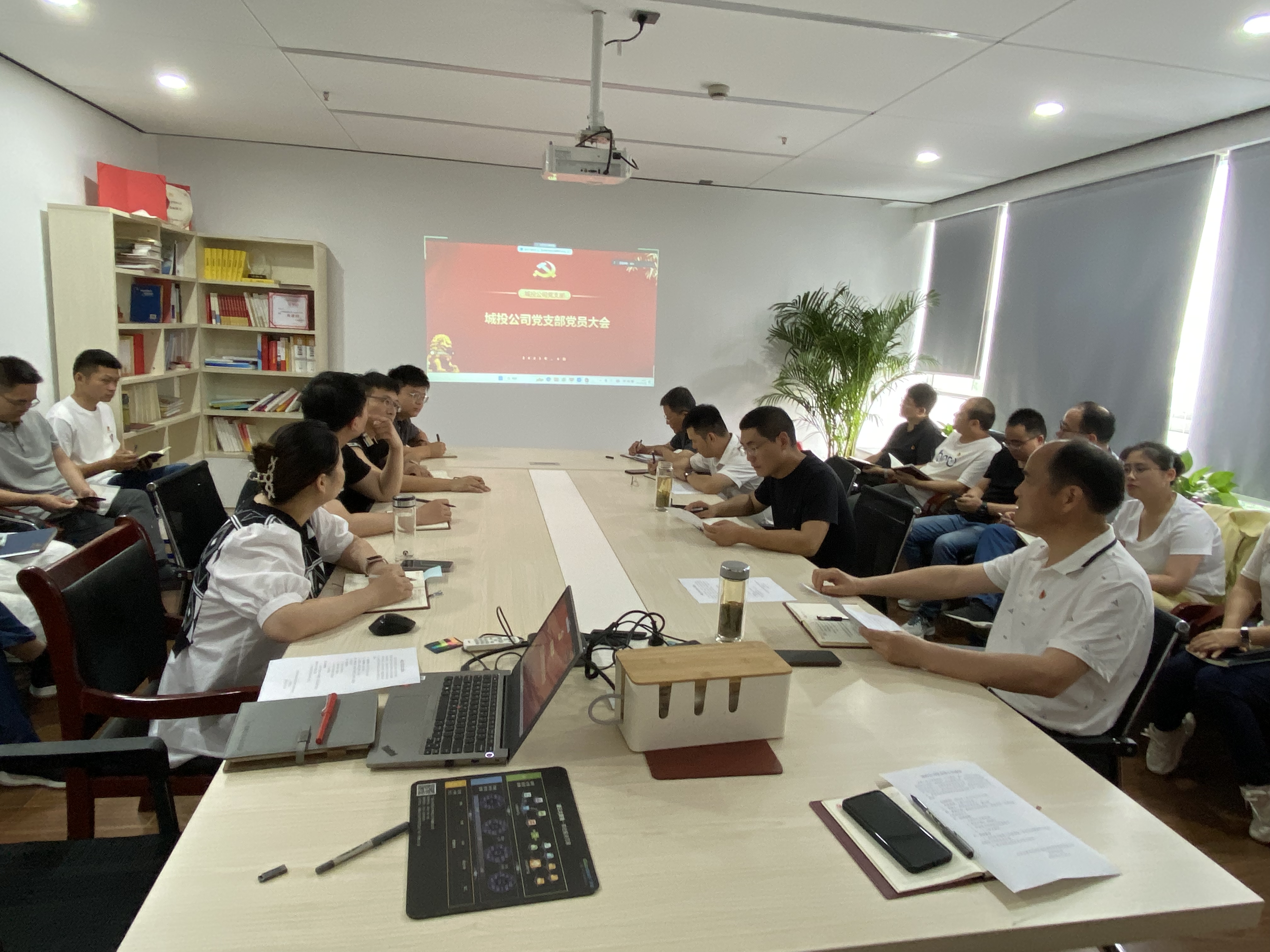 �������ս�����̳- ��Ȩ���Ĳ��˵�����