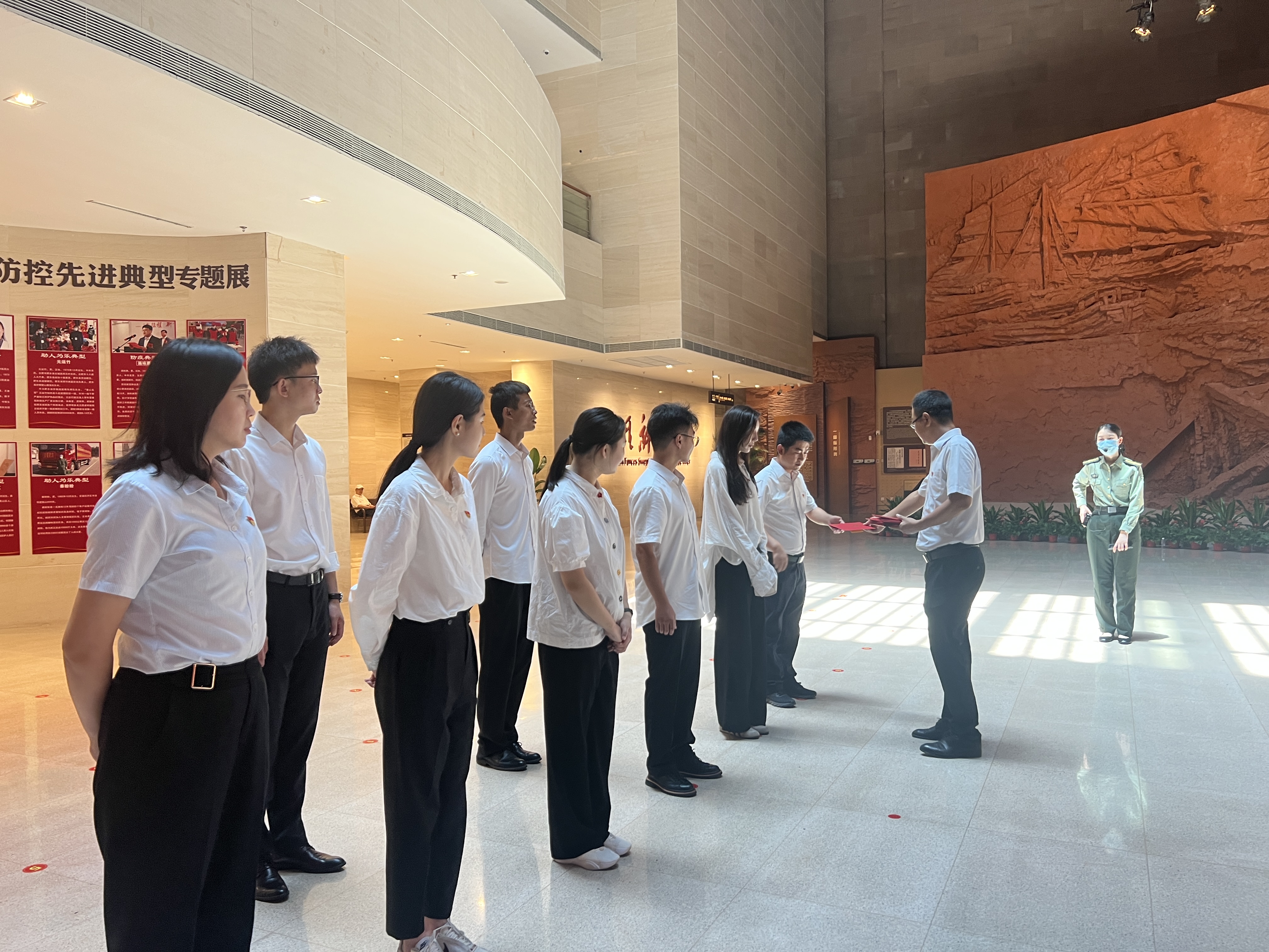 �������ս�����̳- ��Ȩ���Ĳ��˵�����