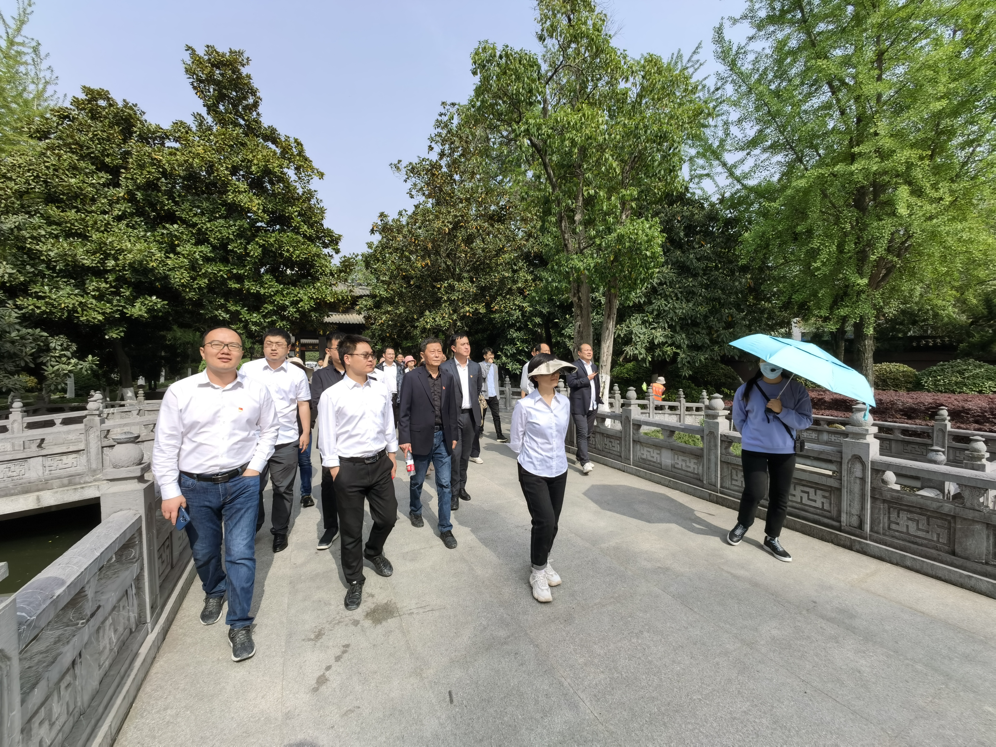 �������ս�����̳- ��Ȩ���Ĳ��˵�����