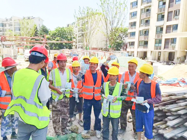 �������ս�����̳- ��Ȩ���Ĳ��˵�����