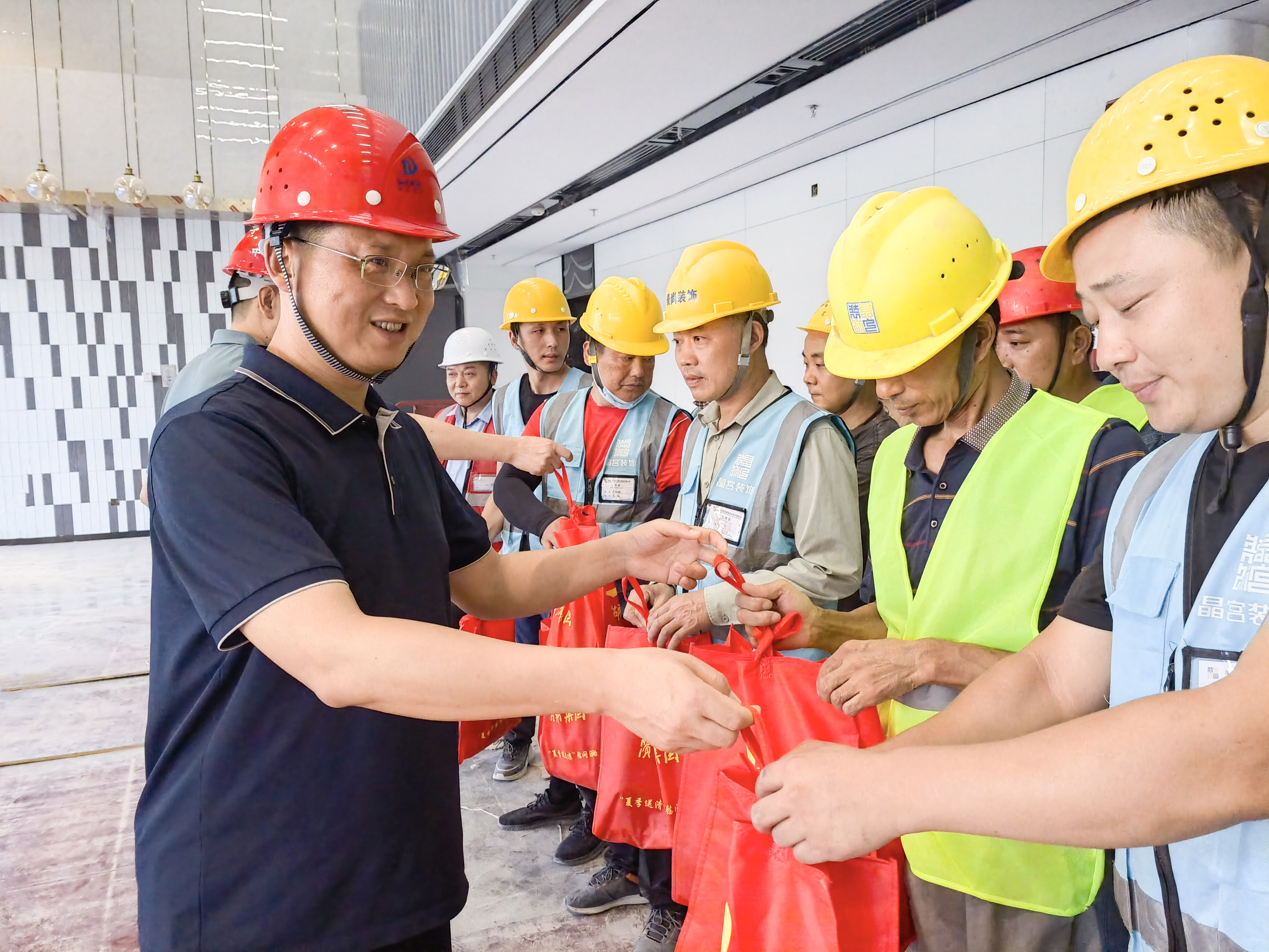 �������ս�����̳- ��Ȩ���Ĳ��˵�����