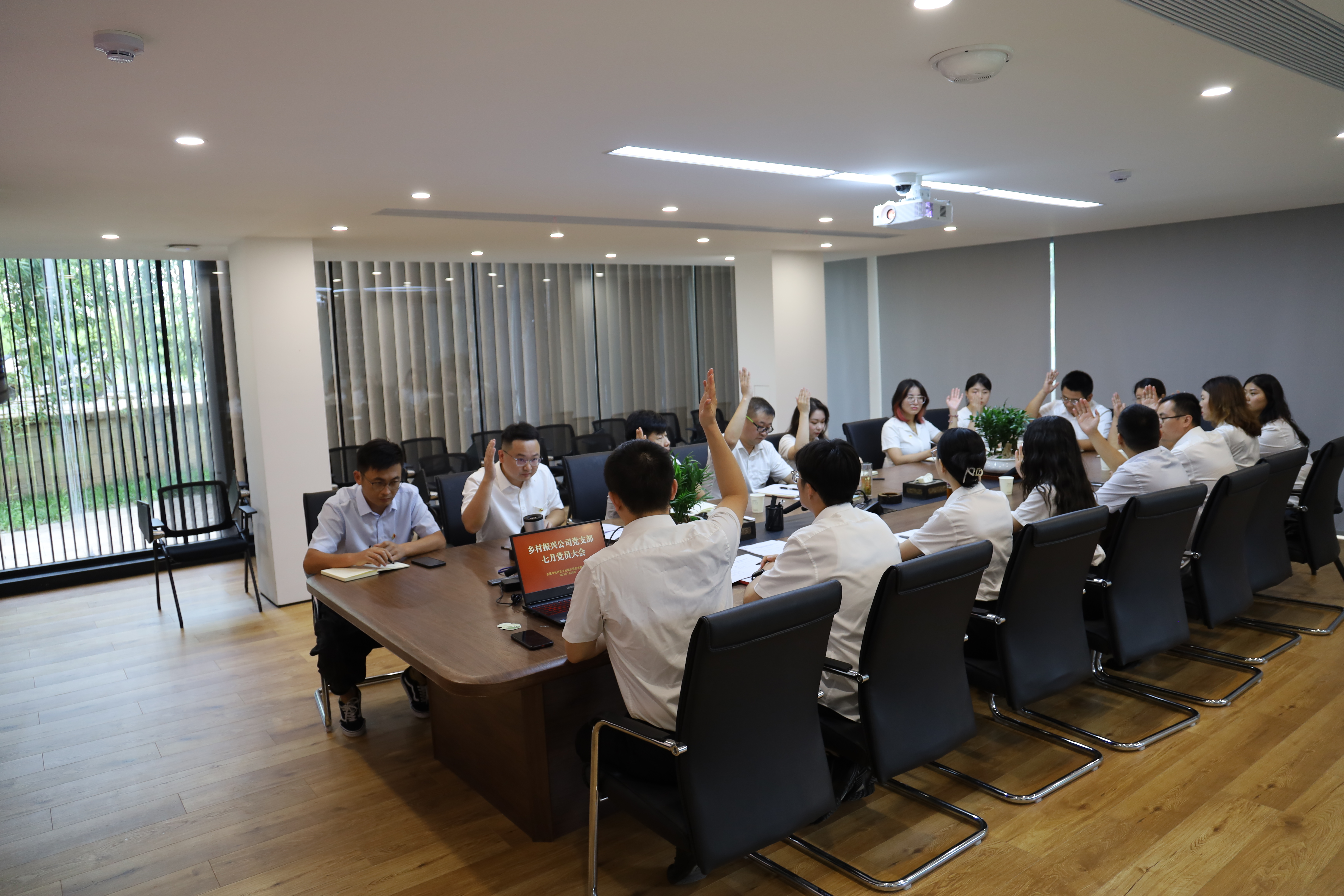 �������ս�����̳- ��Ȩ���Ĳ��˵�����