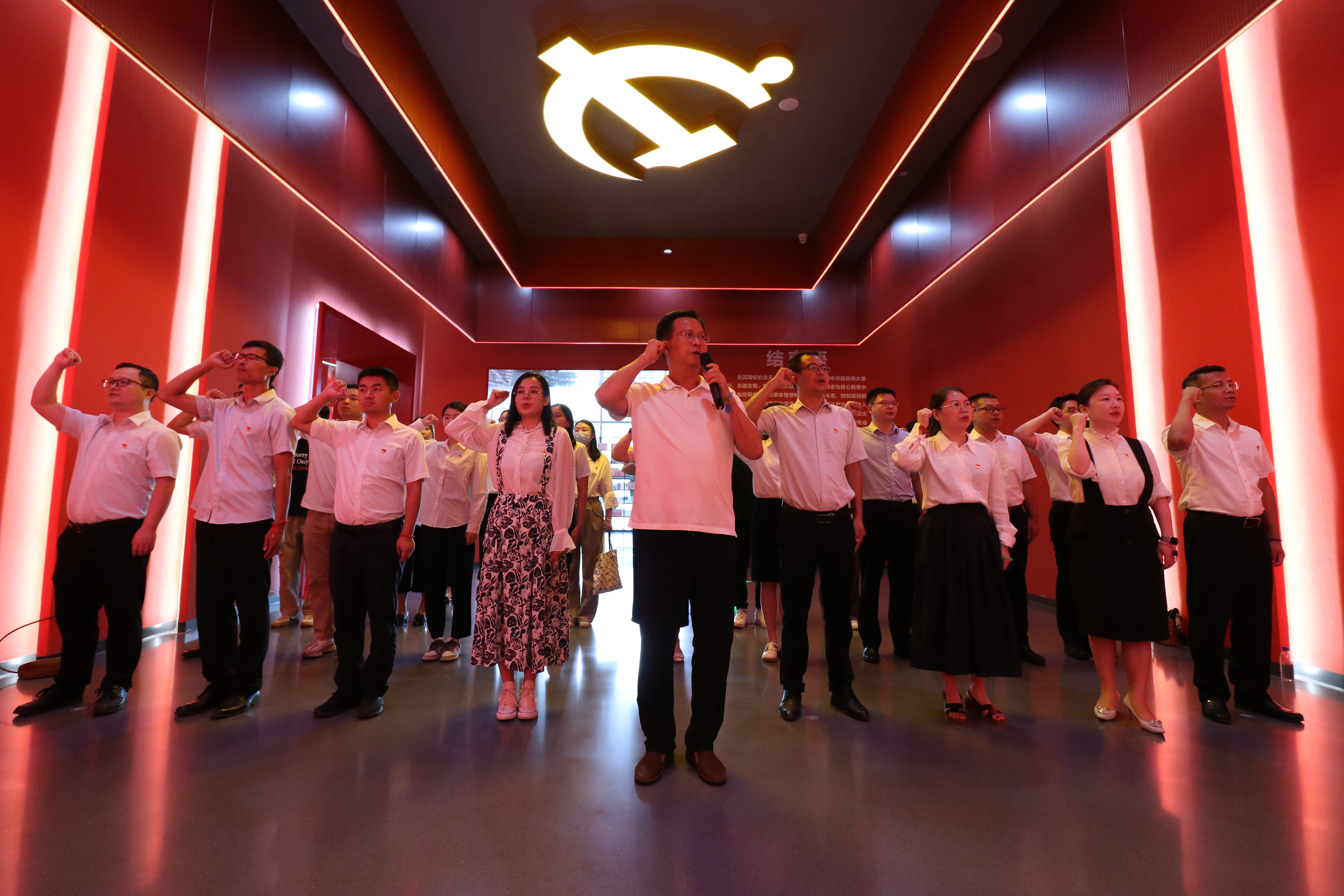 �������ս�����̳- ��Ȩ���Ĳ��˵�����