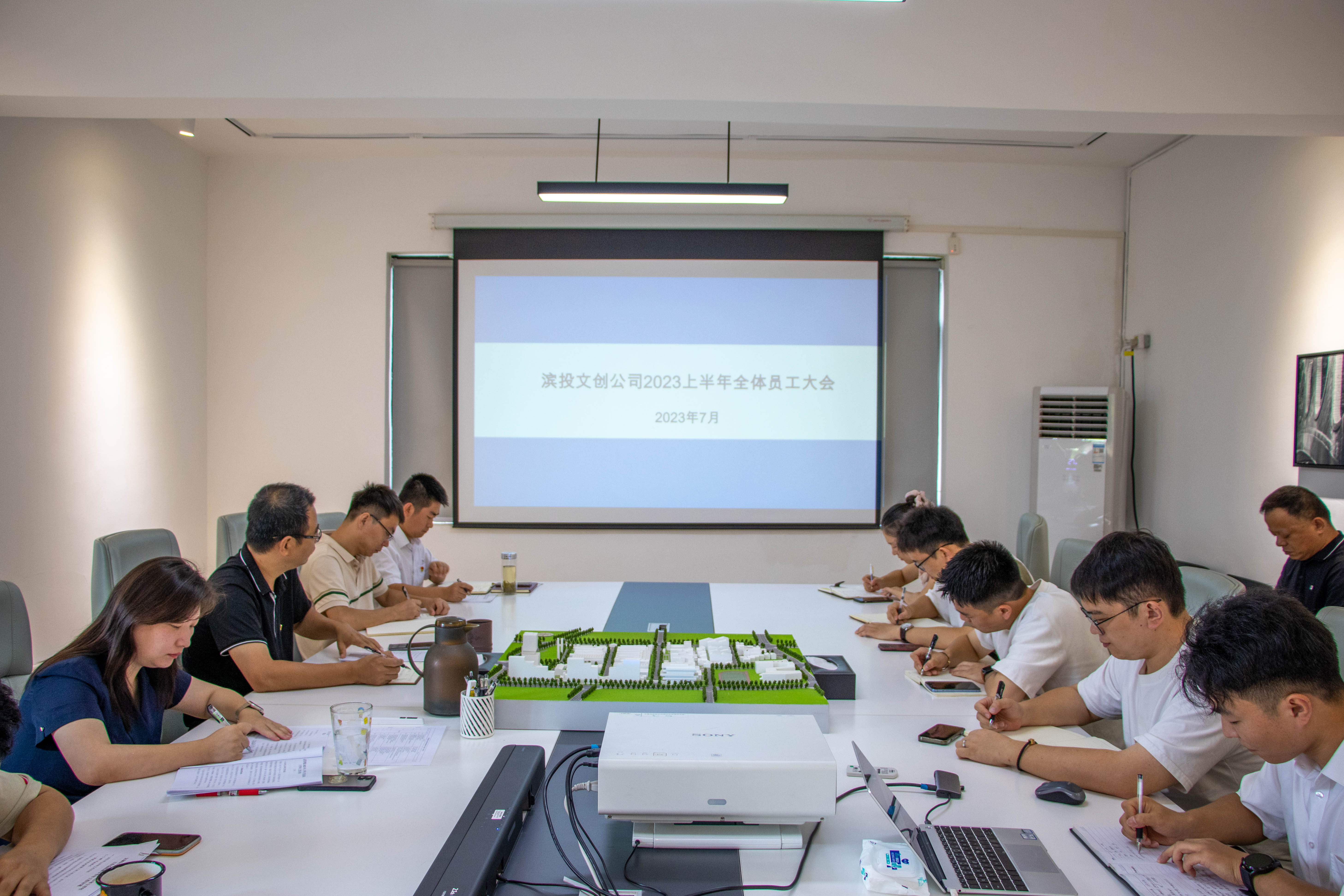 �������ս�����̳- ��Ȩ���Ĳ��˵�����