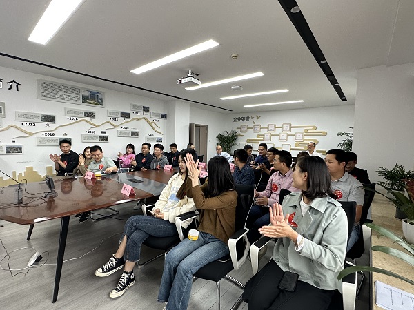 �������ս�����̳- ��Ȩ���Ĳ��˵�����