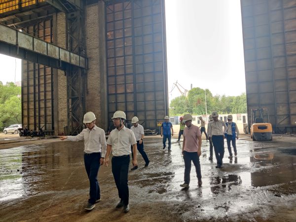 �������ս�����̳- ��Ȩ���Ĳ��˵�����