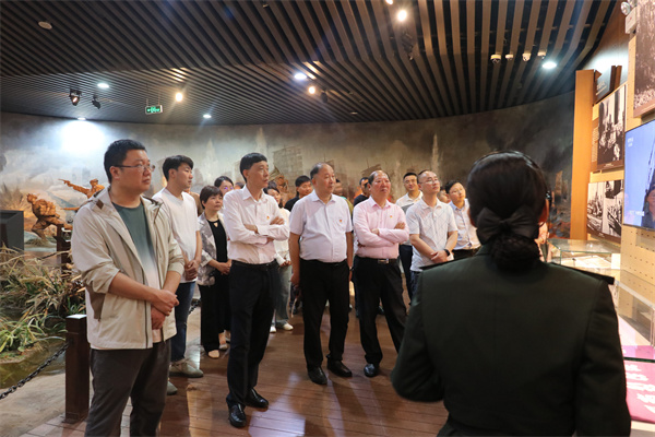 �������ս�����̳- ��Ȩ���Ĳ��˵�����