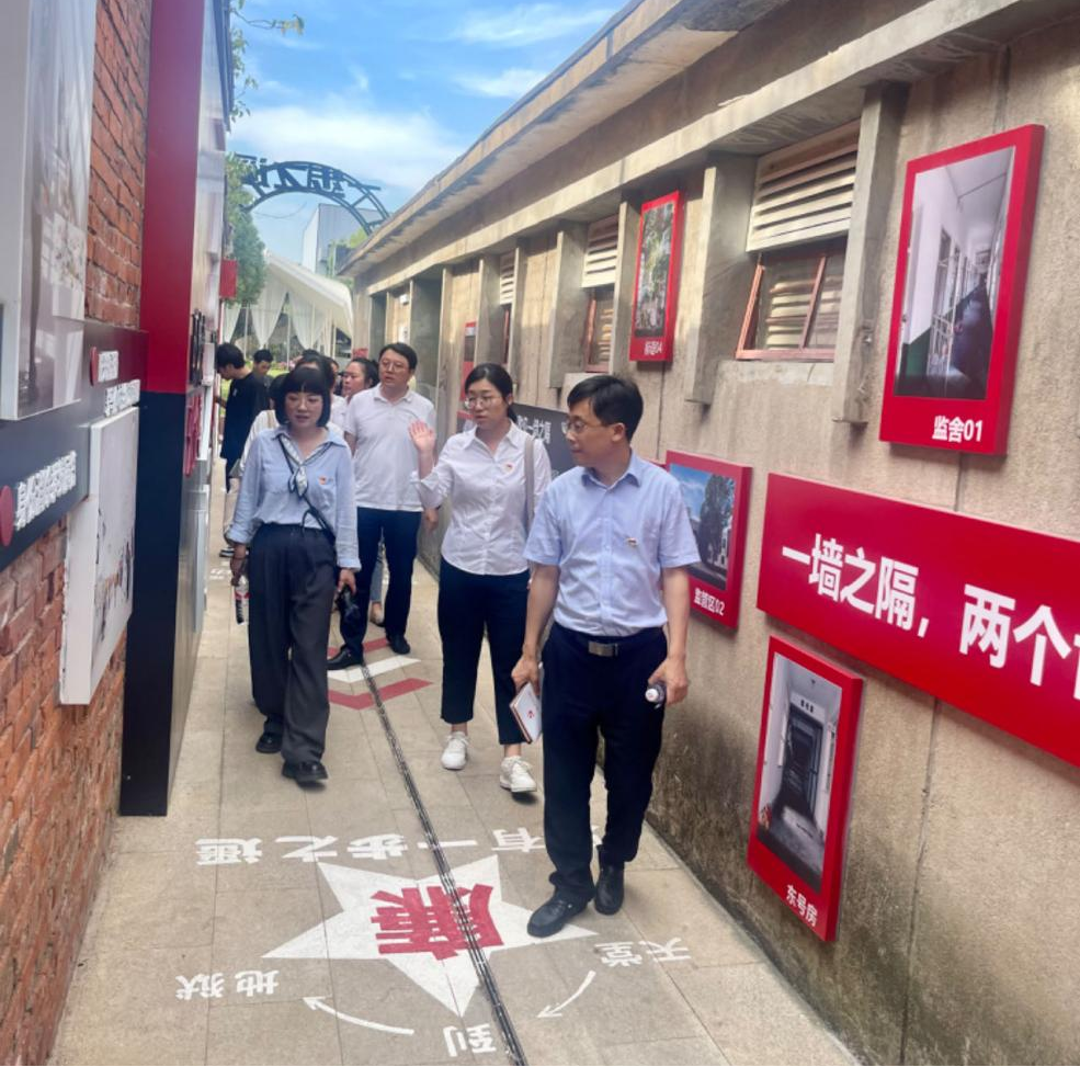 �������ս�����̳- ��Ȩ���Ĳ��˵�����