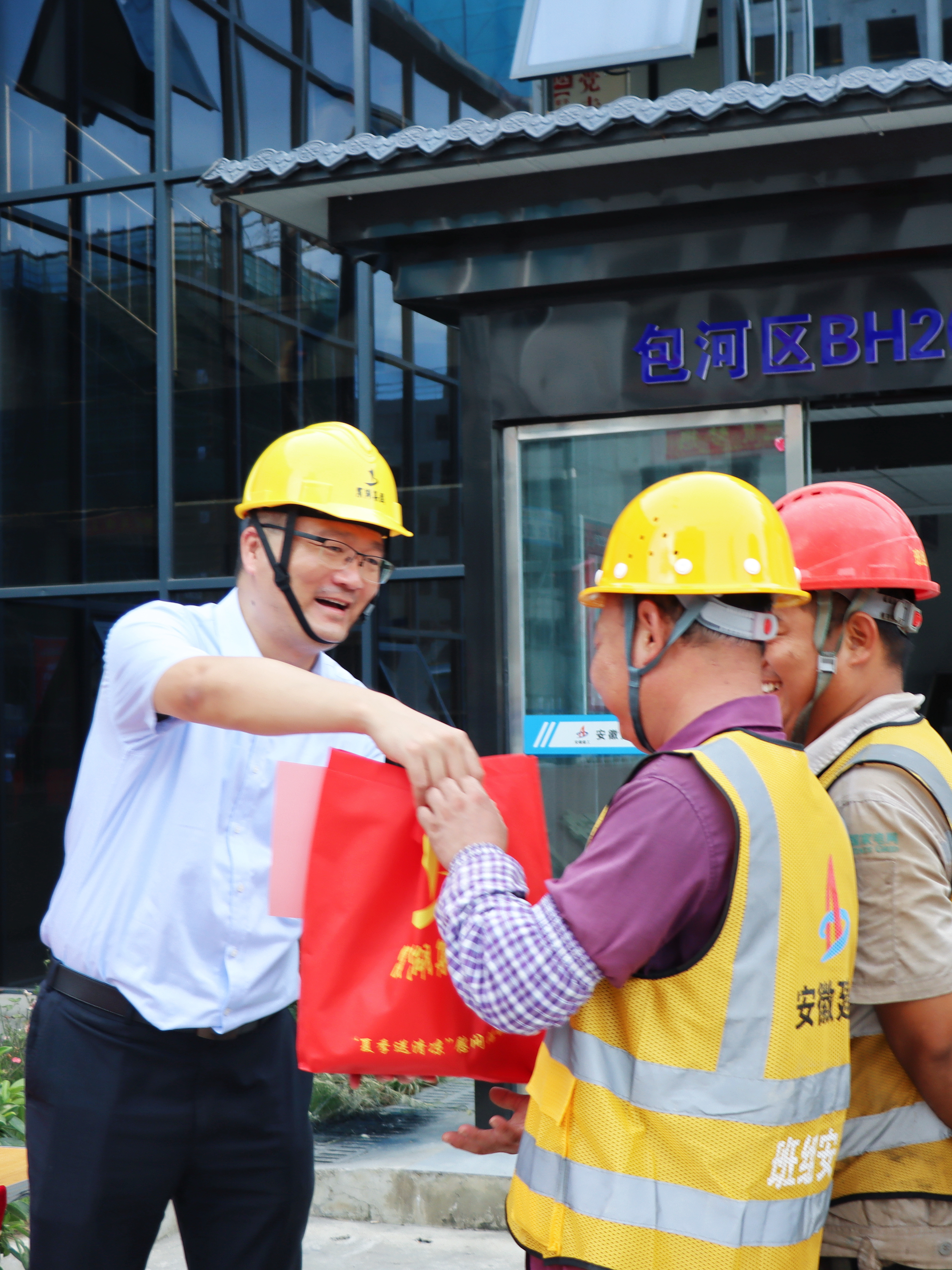 �������ս�����̳- ��Ȩ���Ĳ��˵�����