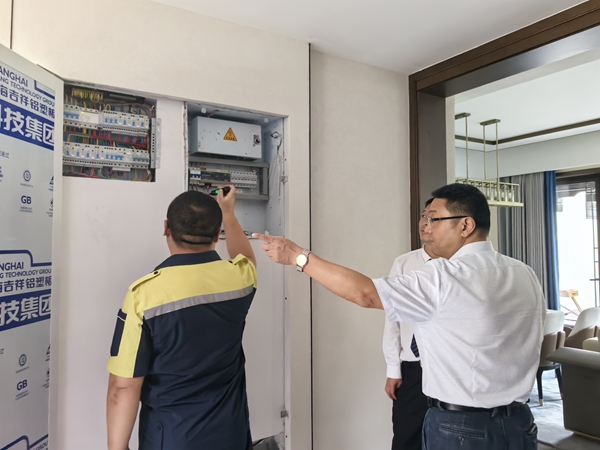 �������ս�����̳- ��Ȩ���Ĳ��˵�����