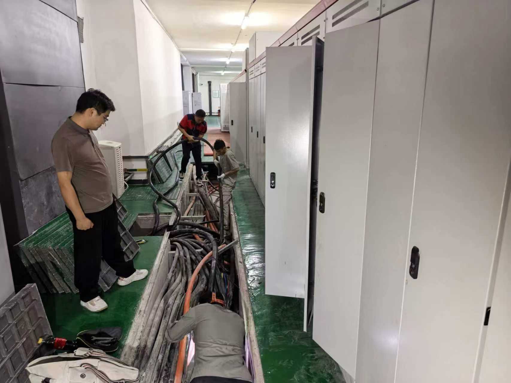 �������ս�����̳- ��Ȩ���Ĳ��˵�����