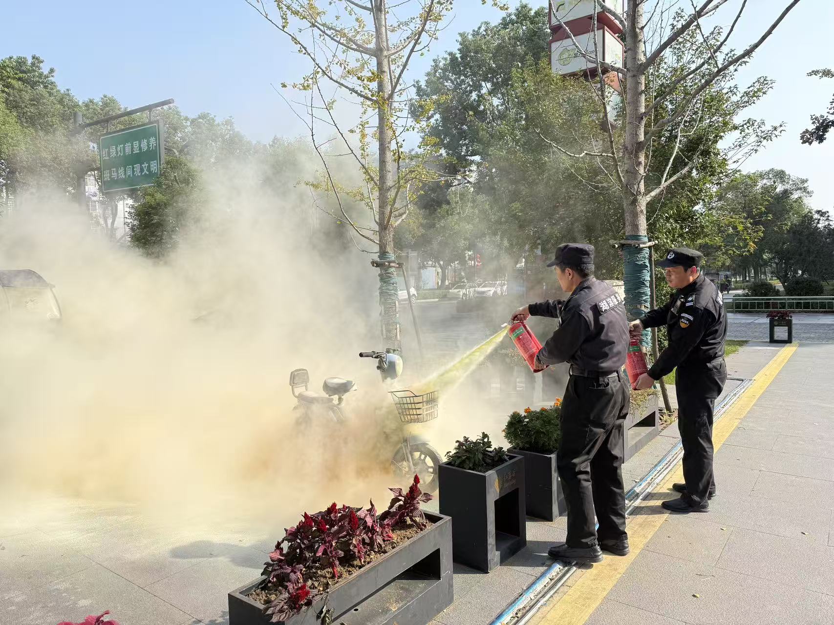 �������ս�����̳- ��Ȩ���Ĳ��˵�����