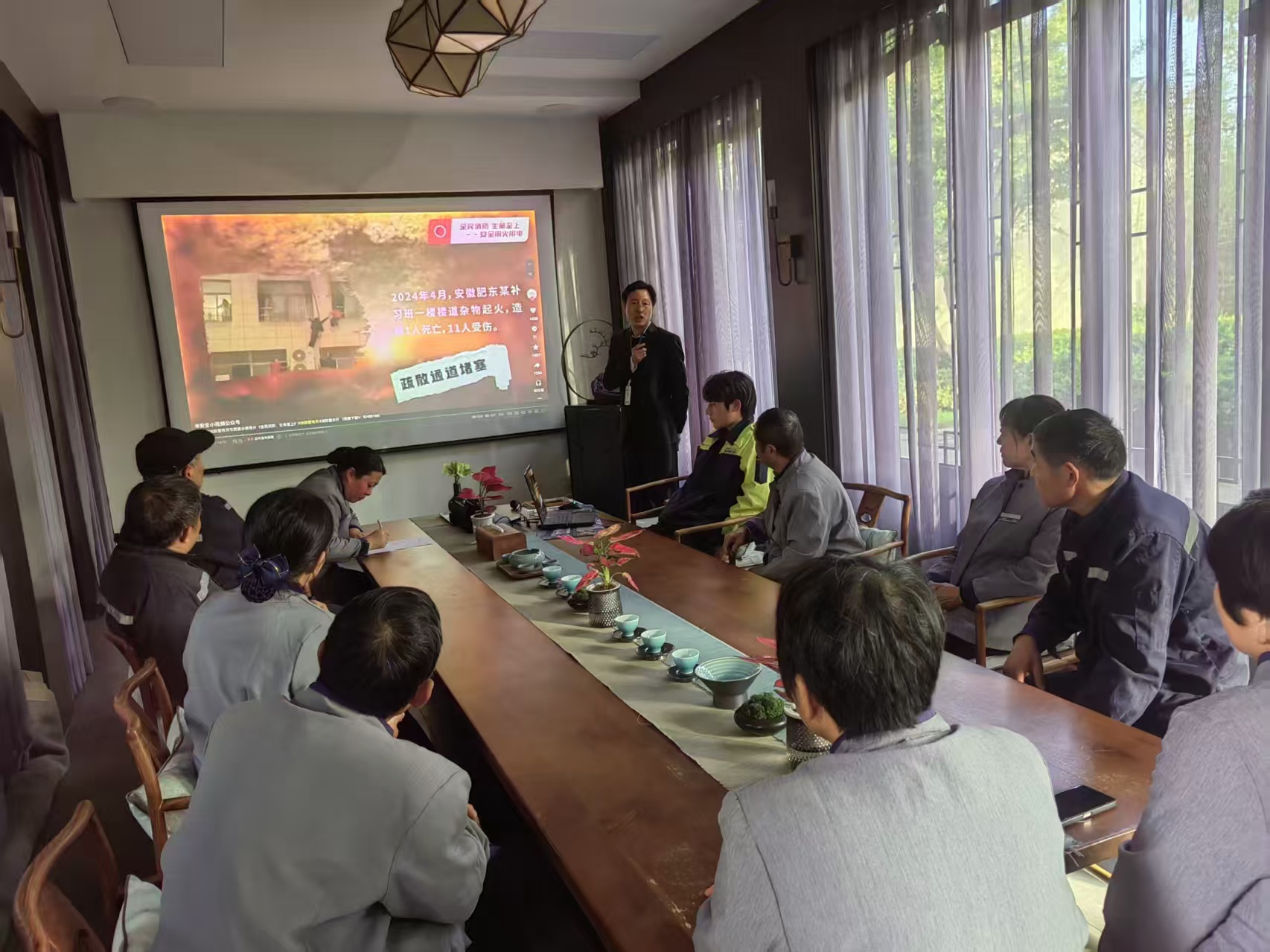 �������ս�����̳- ��Ȩ���Ĳ��˵�����